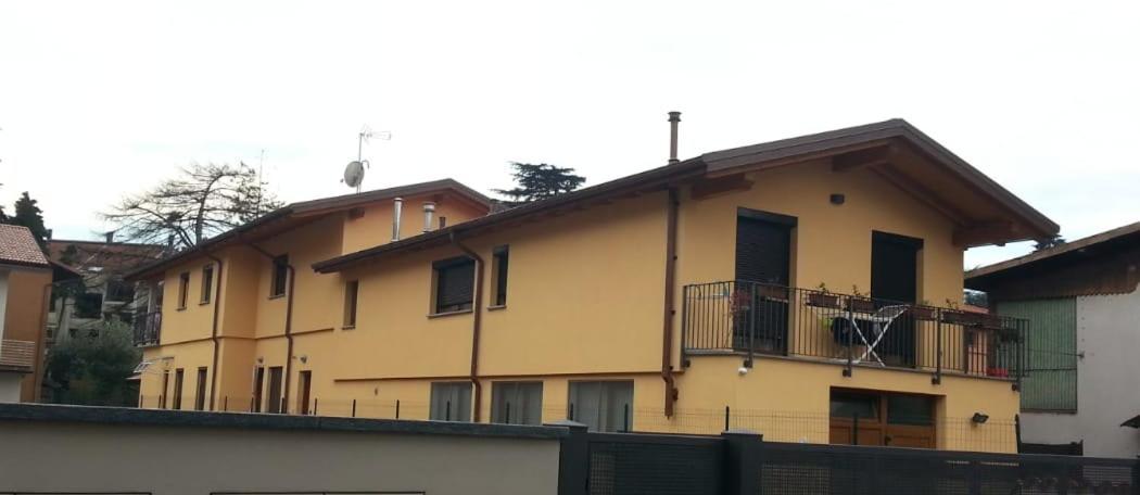 Casa Di Ale E Bea Apartman Dervio Kültér fotó